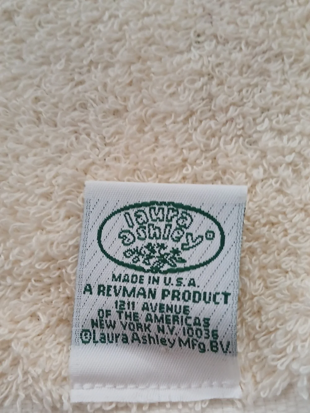 Laura Ashley Vintage Towel Set NWT